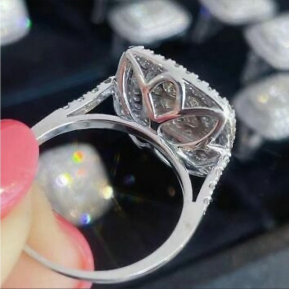 New Women’s 925 Silver Square Shape Diamond Wedding Ring - Picture 5 of 6